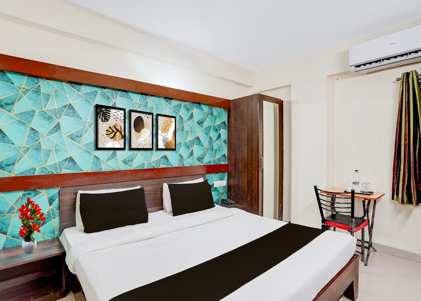 Madhya Pradesh Indore Room