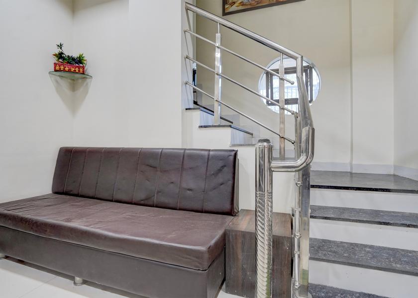 Madhya Pradesh Indore Lobby