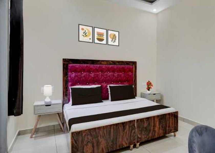 Uttar Pradesh Meerut Room