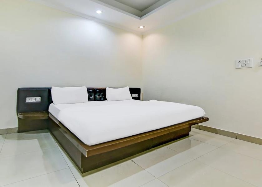 Uttar Pradesh Ghaziabad Deluxe Room