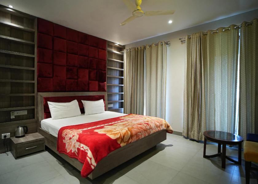 Jammu and Kashmir Jammu Standard Room