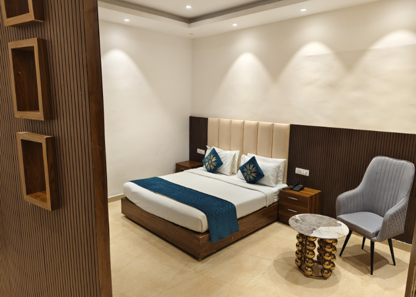 Uttar Pradesh Ghaziabad Suite Room
