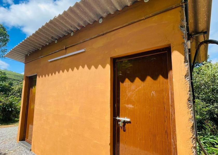 Kerala Vagamon Bathroom