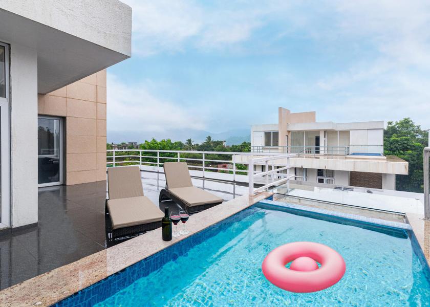 Maharashtra Lonavala Pool