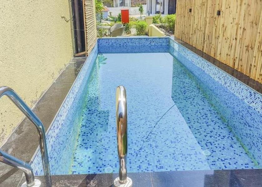 Maharashtra Karjat Pool