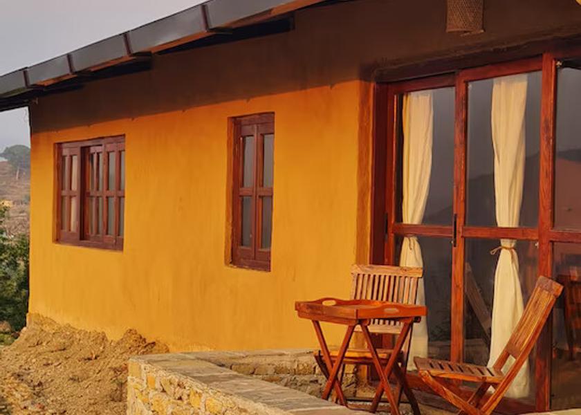Uttarakhand Ranikhet Family Suite with Balcony