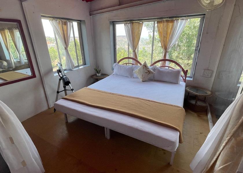 Maharashtra Panchgani JACUZZI / SPA Bath Suite