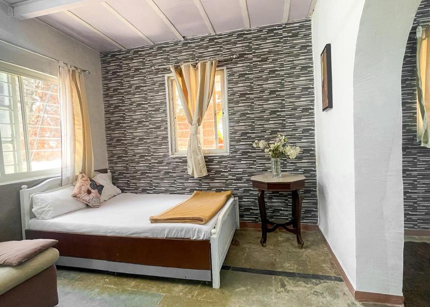 Maharashtra Panchgani Table top 1bhk