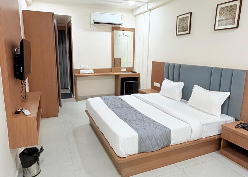 Gujarat Bharuch Deluxe Room