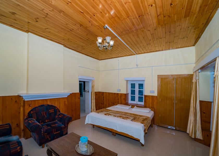 Himachal Pradesh Bir Deluxe Room