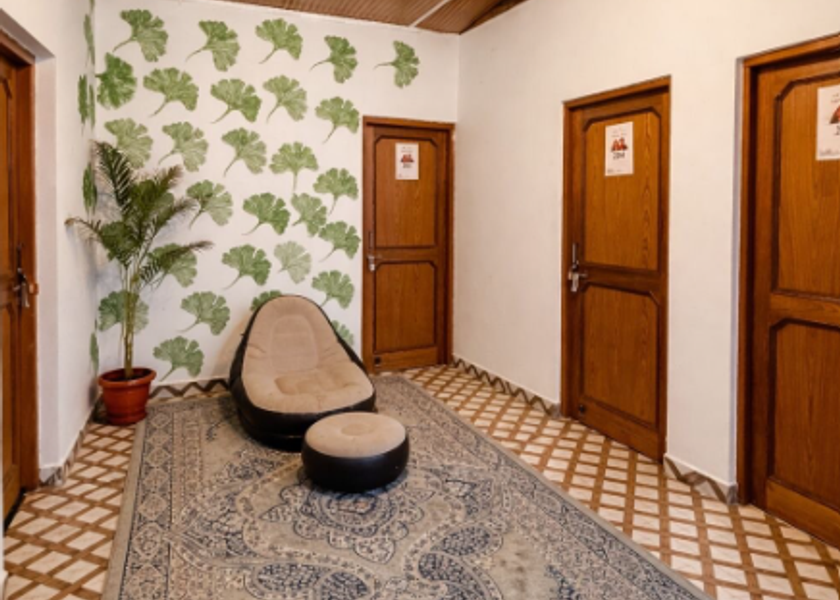 Himachal Pradesh Bir Hotel Exterior