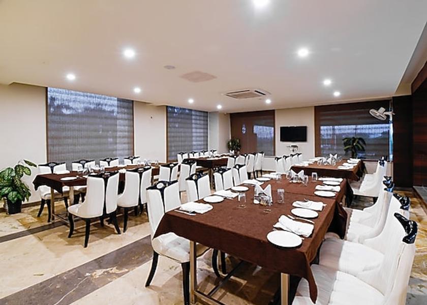 Madhya Pradesh Ujjain Food & Dining