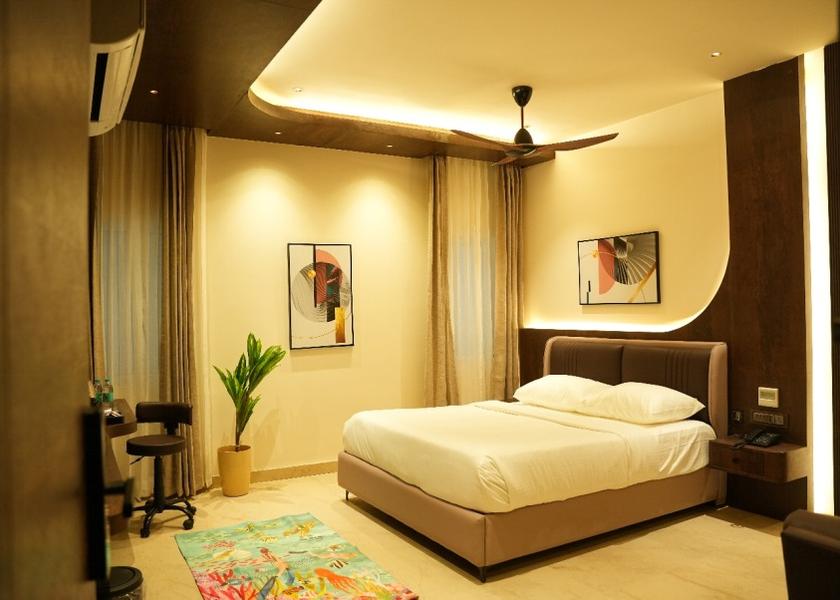 Tamil Nadu Tiruvannamalai Aura Signature Suite