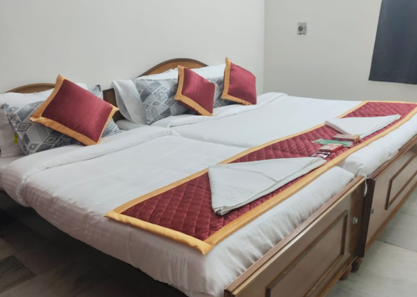 Tamil Nadu Trichy Deluxe Room with Fan