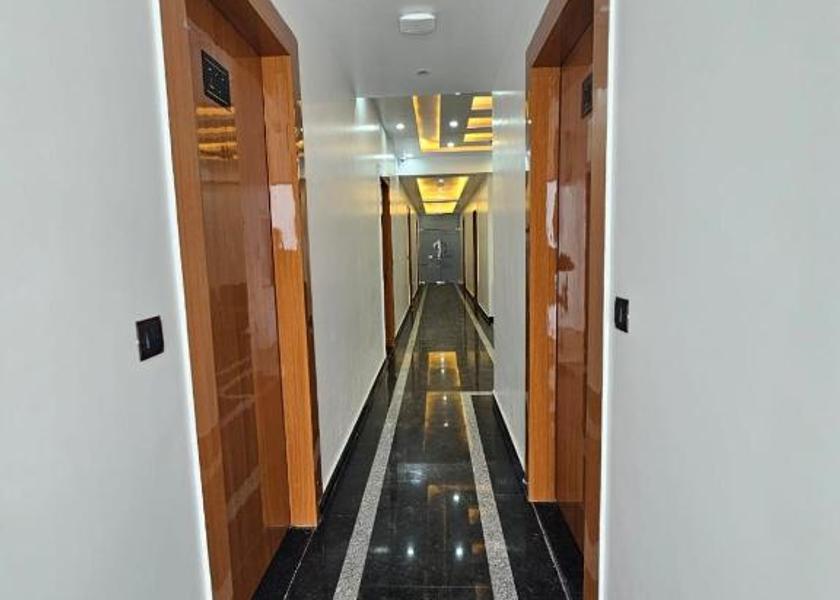 Uttar Pradesh Lucknow Public Areas