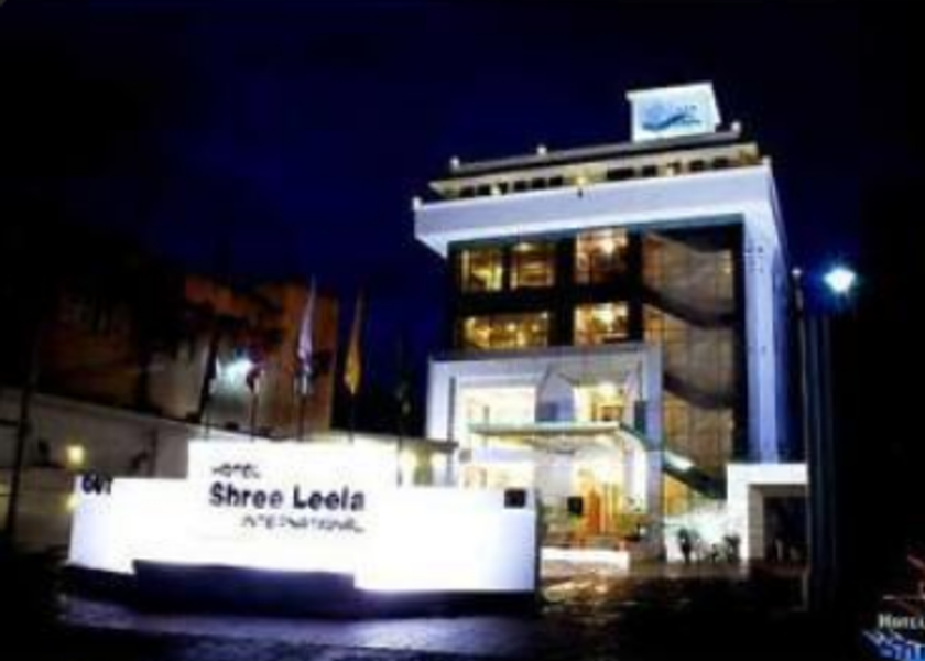 Maharashtra Manmad Hotel Exterior