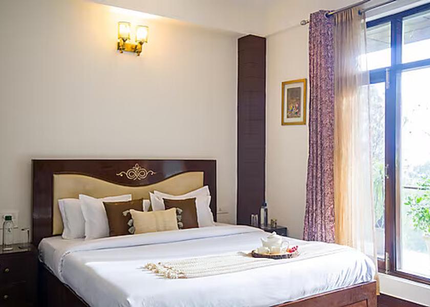 Himachal Pradesh Kasauli Room