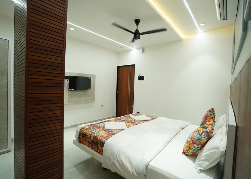 Maharashtra Solapur Suite Room