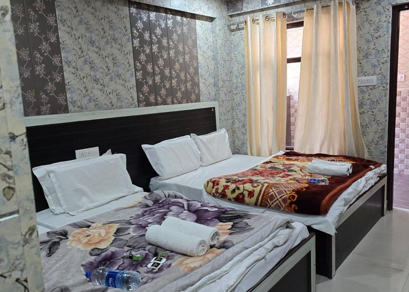 Uttarakhand Badrinath Deluxe Quad Room