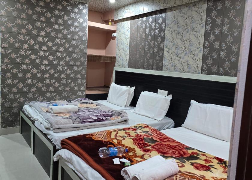 Uttarakhand Badrinath Deluxe Quad Room
