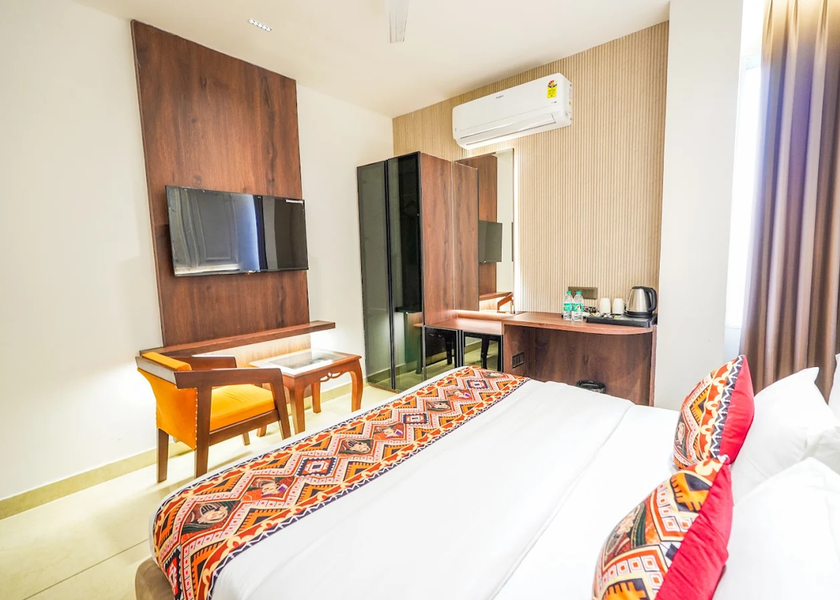 Punjab Pathankot Deluxe Room