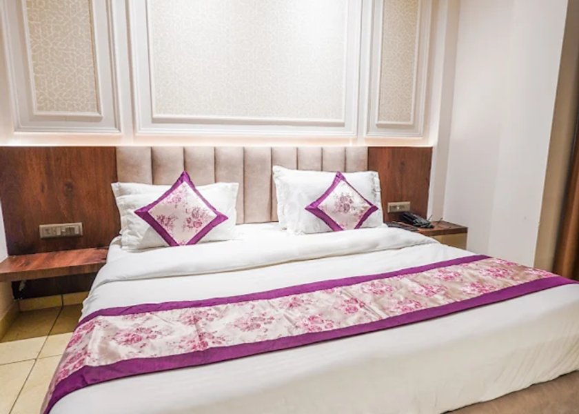 Punjab Pathankot Deluxe Room