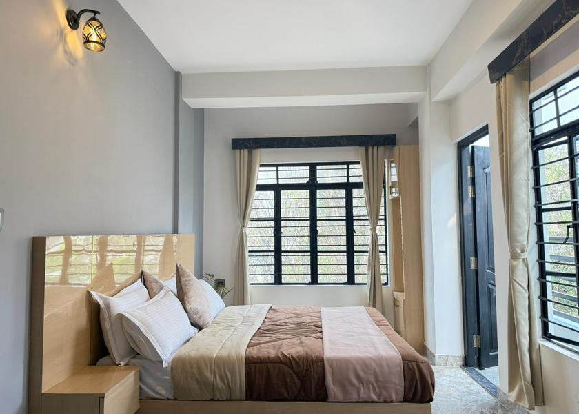 Meghalaya Shillong Deluxe room 