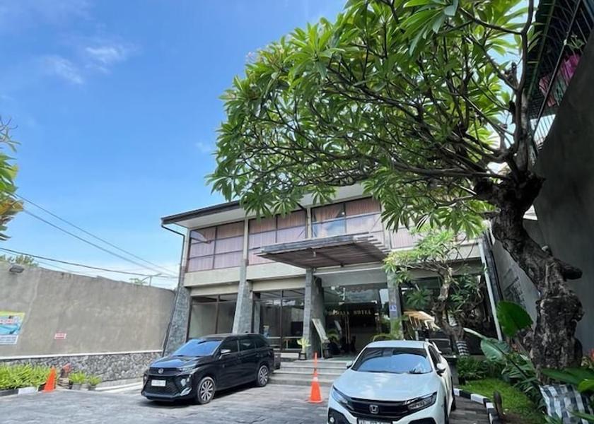 Central Java Baki Front of property
