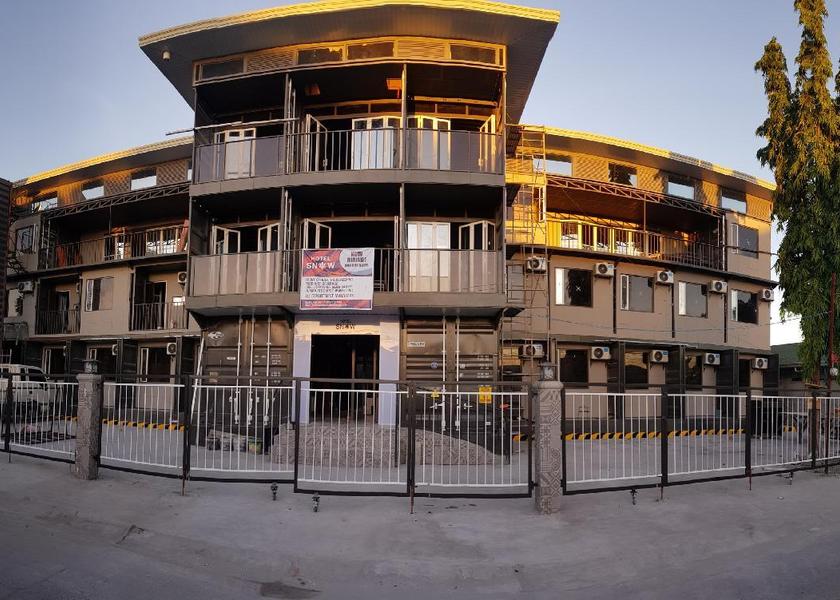 Central Luzon Angeles City Exterior view