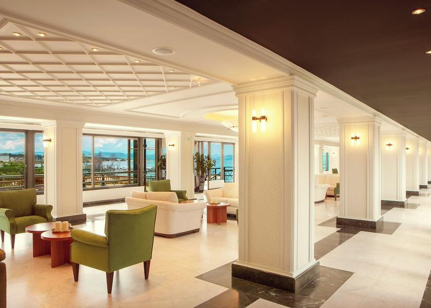 Attica Marathon Living area