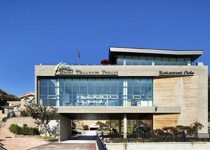 Gyeonggi Yongin Exterior detail