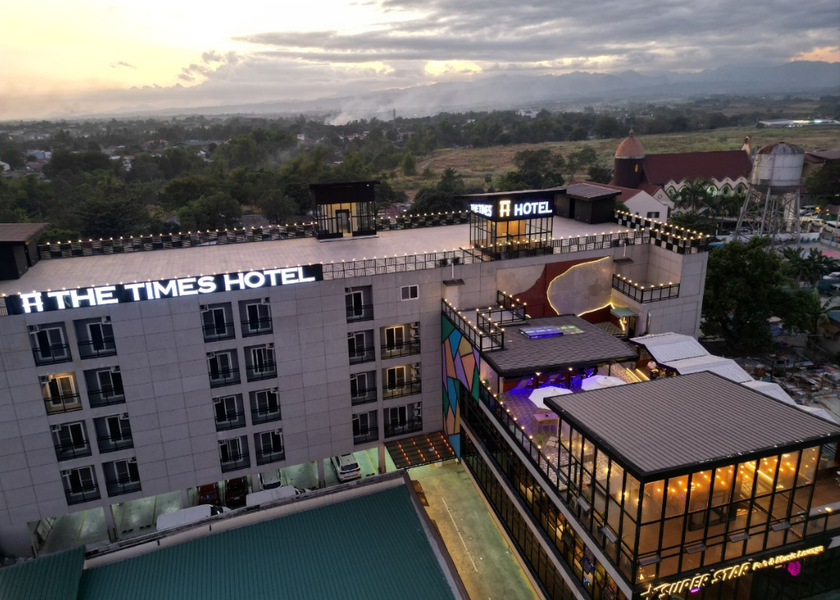 Central Luzon Angeles City Exterior view