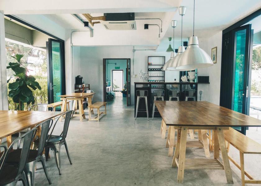 Phetchaburi Province Cha-am Restaurant