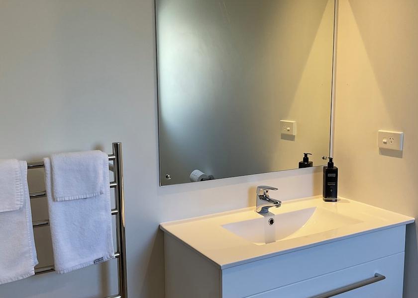 Tasman Region Collingwood Bathroom