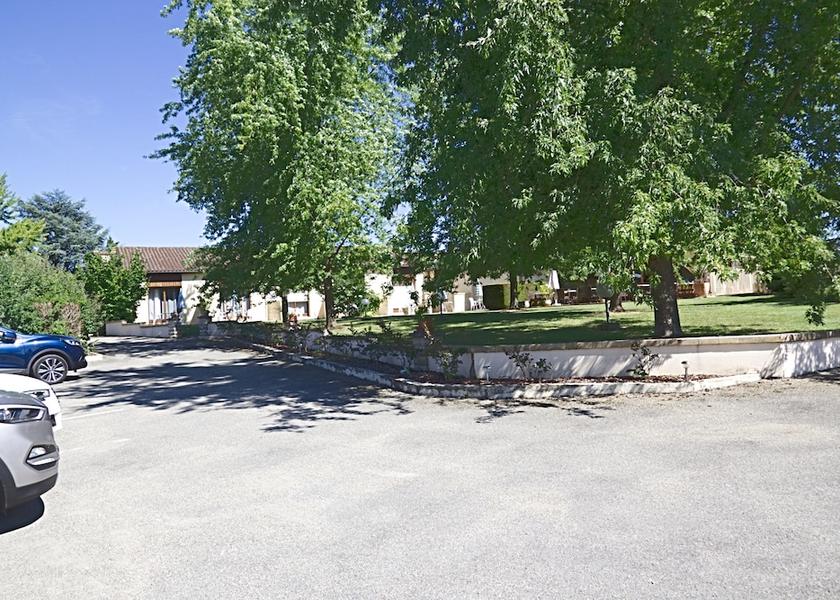 Nouvelle-Aquitaine Sarlat-la-Canéda Parking