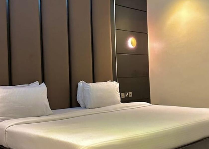 Akwa Ibom Uyo Room
