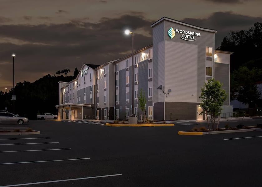 Washington Auburn Exterior