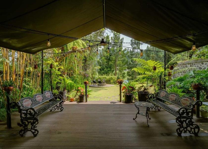 West Java Cisarua Garden view