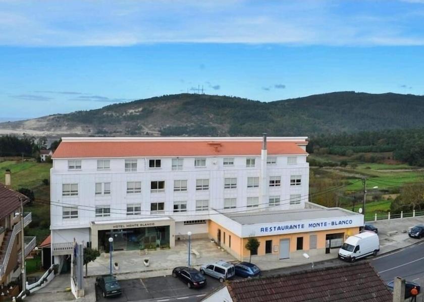 Galicia Cabana de Bergantinos Front of property