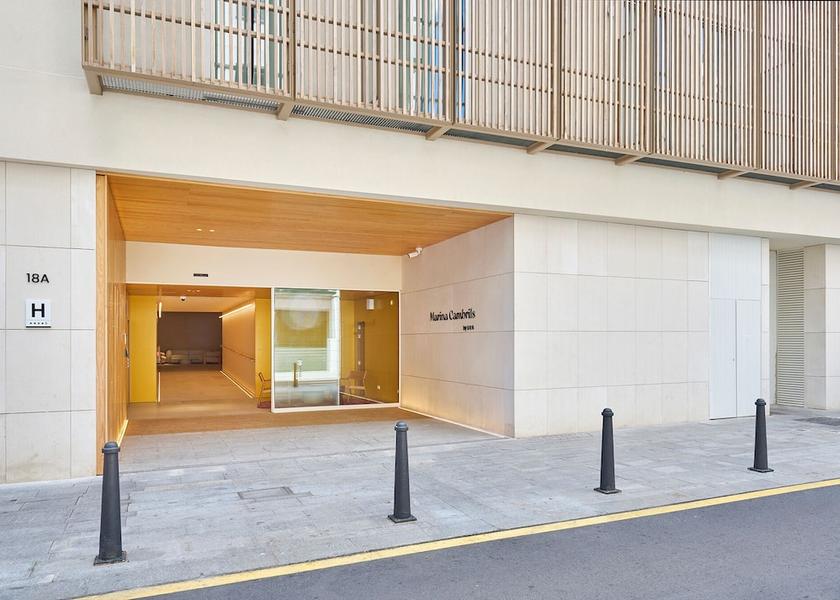 Catalonia Cambrils Property entrance