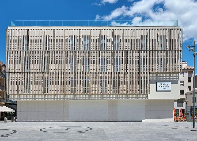 Catalonia Cambrils Front of property