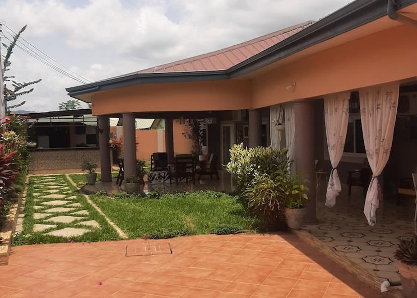 Eastern Region Koforidua Terrace/patio