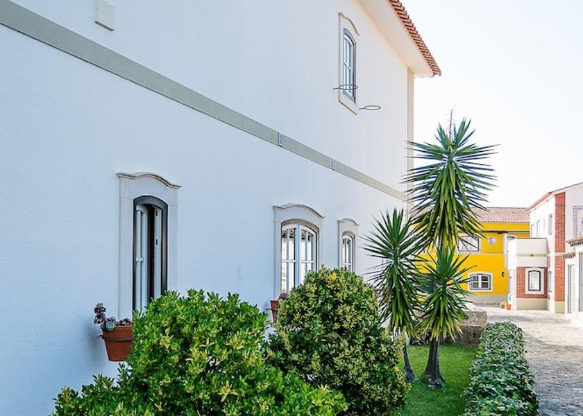 Leiria Alcobaça Front of property