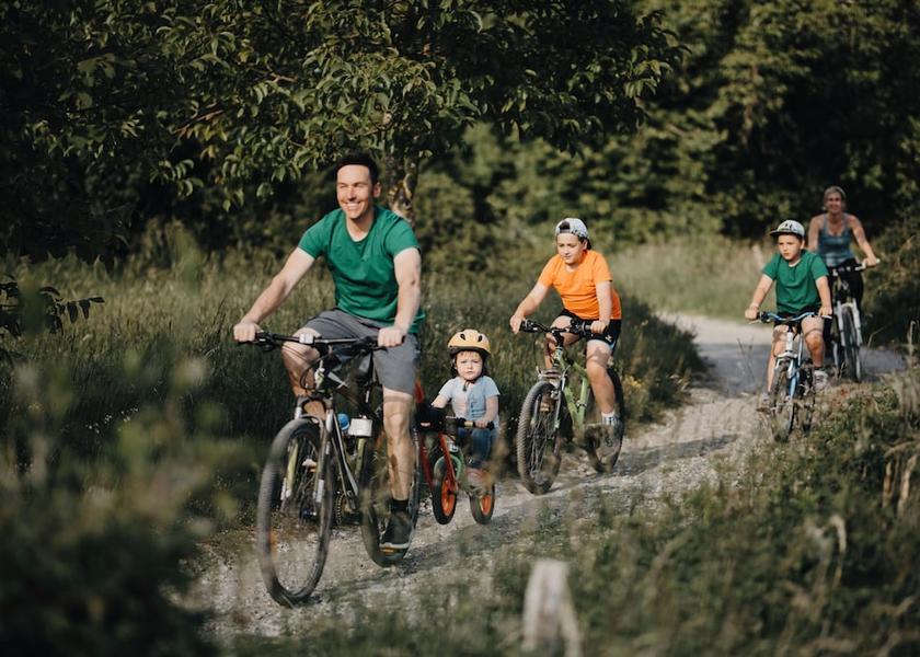 Sezana Bicycling