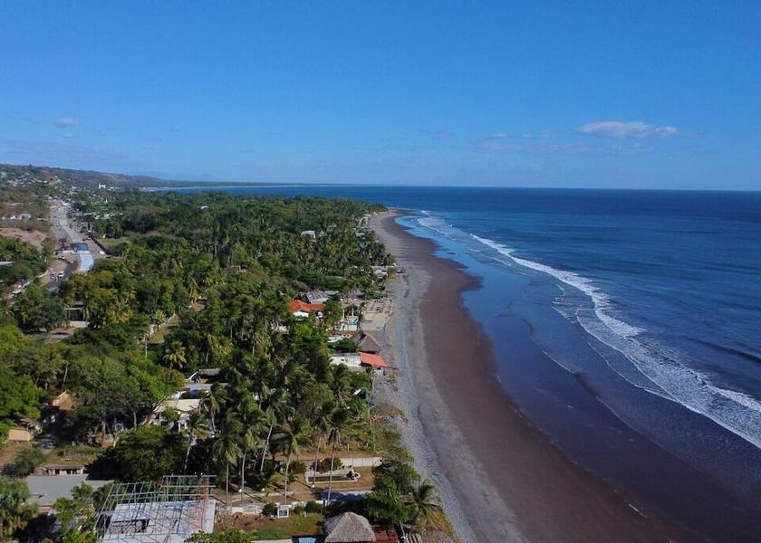  La Libertad Beach