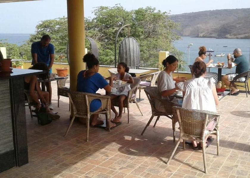  Tarrafal Outdoor dining