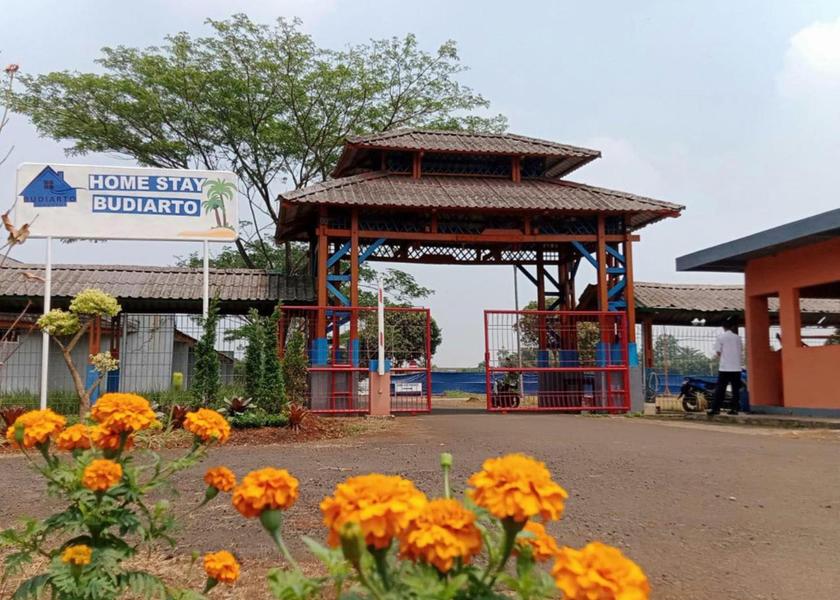 Banten Legok Exterior view