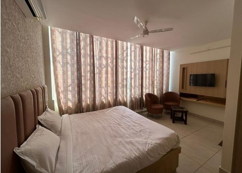 Punjab Patiala King Bed Room with No View