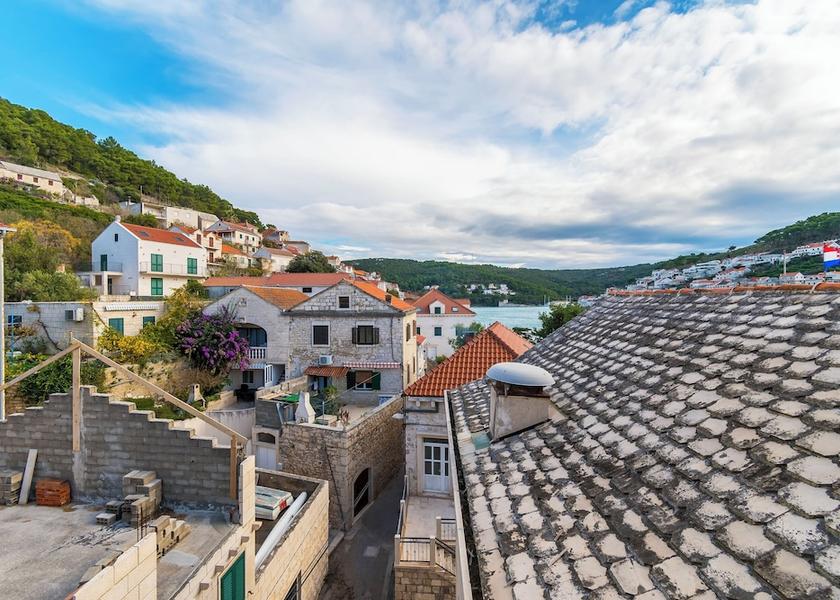 Split-Dalmatia Pucisca View from property