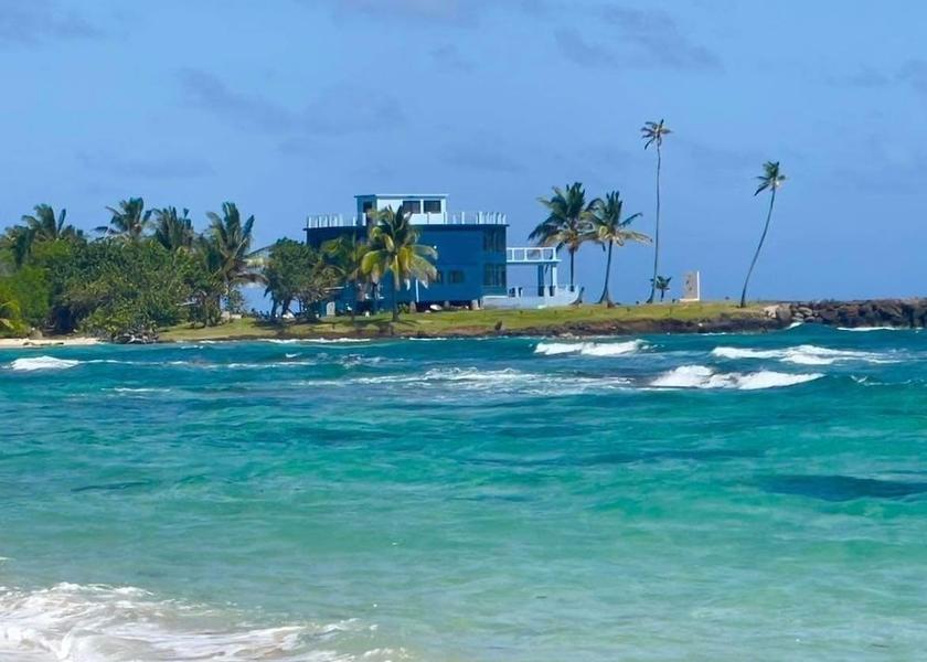 South Caribbean Coast Corn Islands Property grounds
